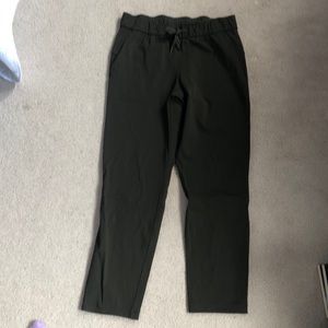 Lululemon On the fly 28’ Luxtreme